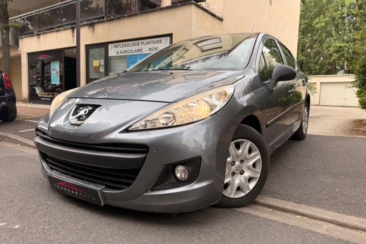 PEUGEOT 207